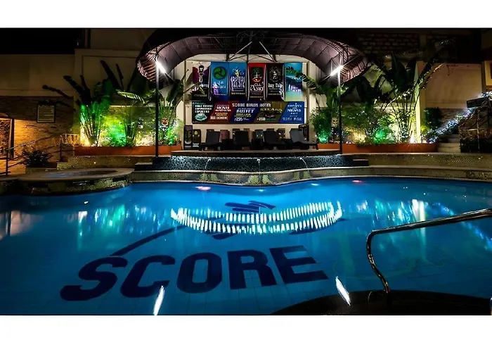 Score Birds Hotel