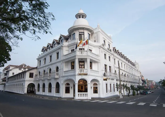Queen'S Hotel Kandy - 160 Years Of Heritage & Luxury