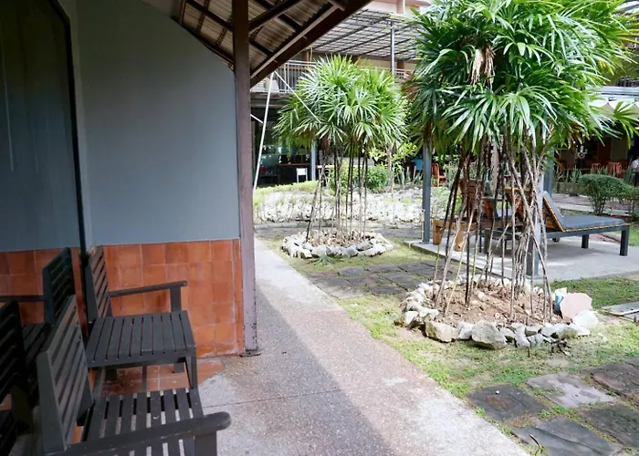 Basaya Beach Hotel & Resort