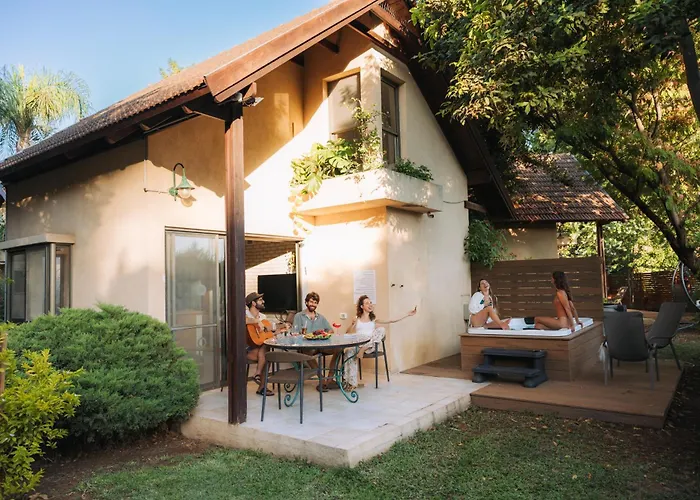 Vitrage Holiday Village And Spa