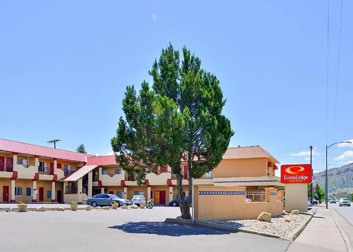 Econo Lodge Inn & Suites Durango