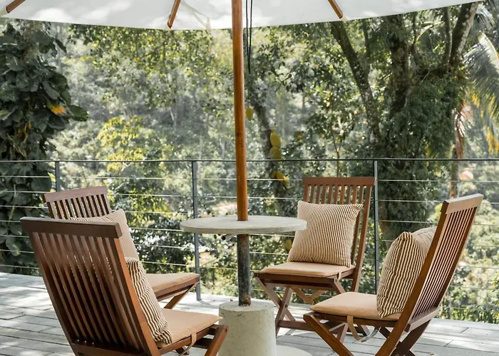 Glenross Living - A Collection Of 7 Private Pool Villas And 3 Colonial Suites Kalutara