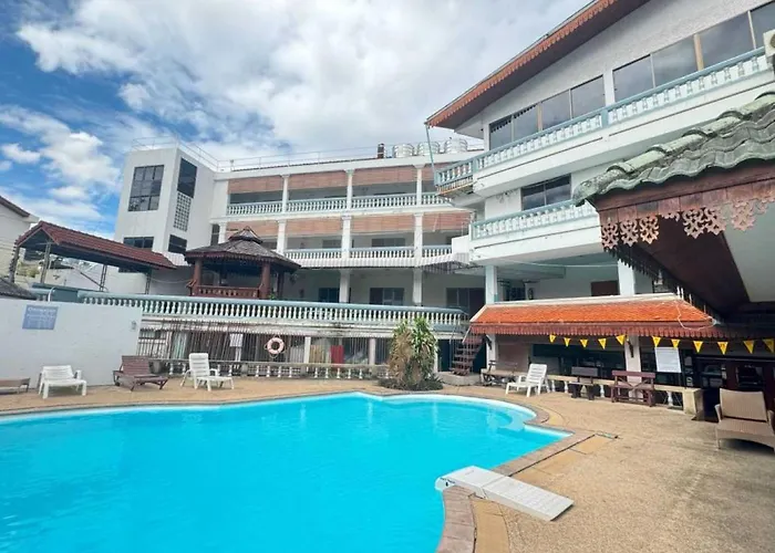 Hotel O Top North Guesthouse