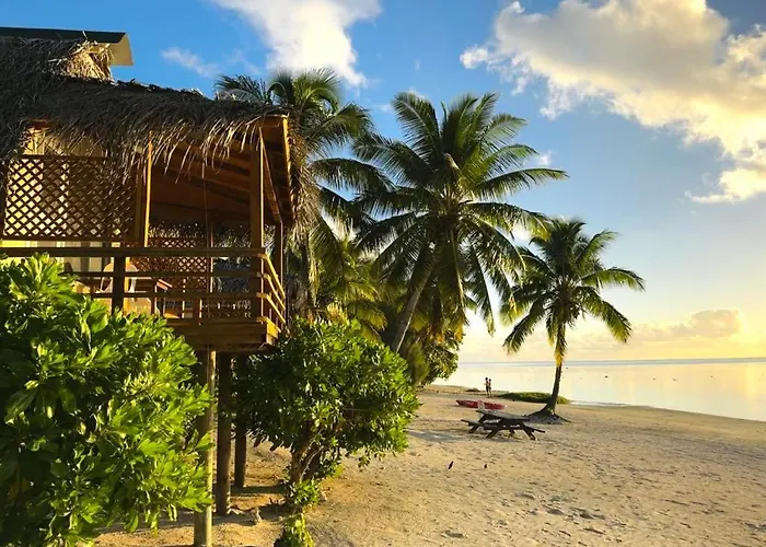 Paradise Cove Lodge