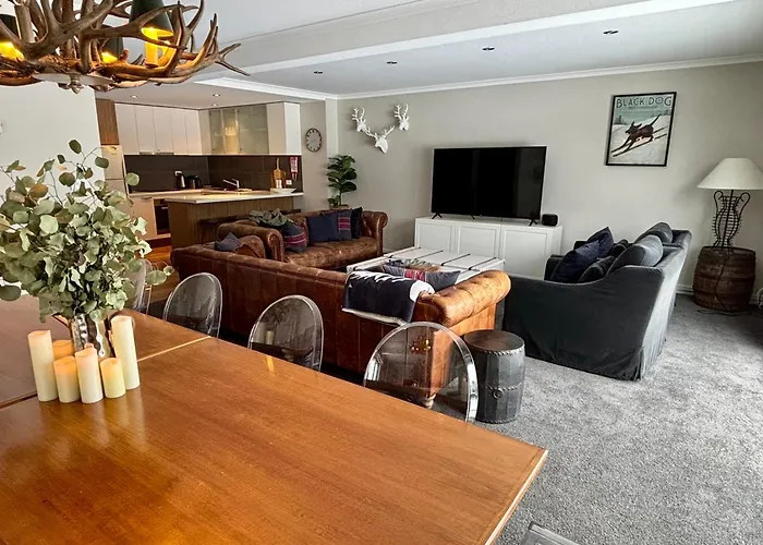 Altitude Apartments