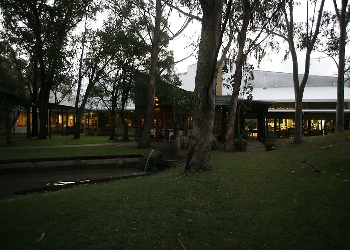 Hunter Valley Resort, Hunter Farm Adventure Centre & 4 Pines At The Farm