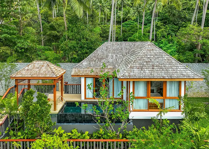 Hotel The Surin Phuket