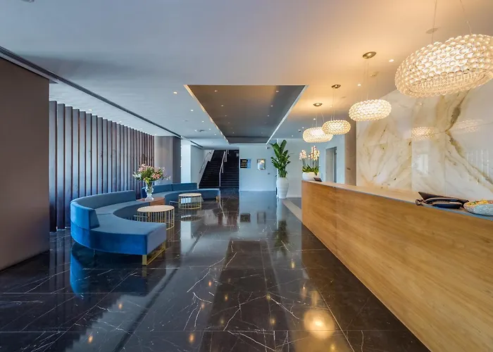 Sun Hall Hotel