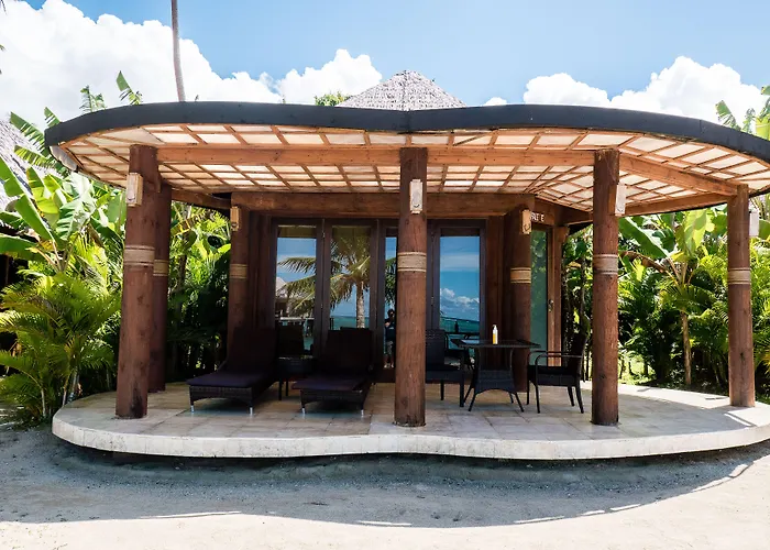 Coconuts Beach Club Resort And Spa