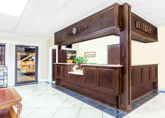 Travelodge By Wyndham Shreveport La