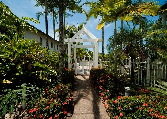 Mango House