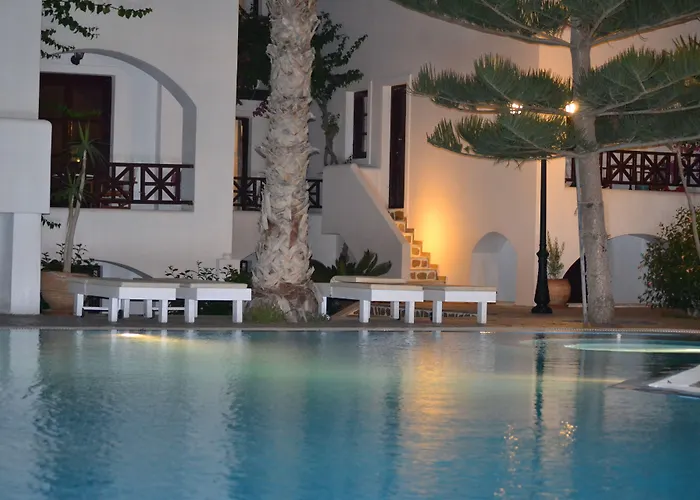 Veggera Beach Hotel Períssa