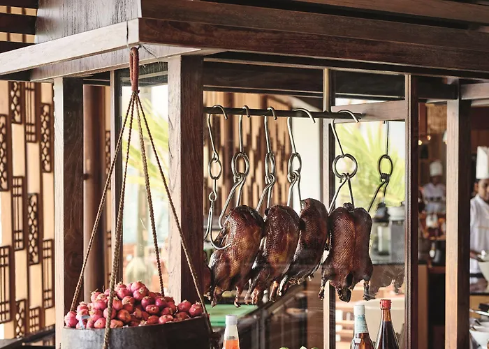 Lux* South Ari Atoll Resort & Villas Dhidhoofinolhu