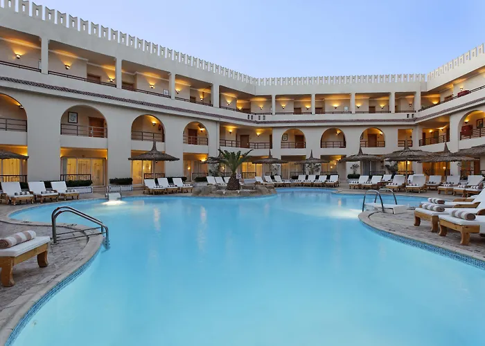 Pickalbatros Royal Moderna Sharm "Aqua Park" Hotel