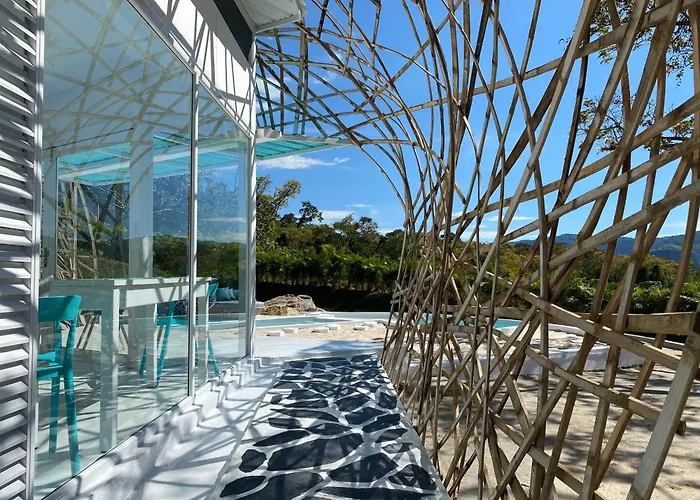 Islaverde Hotel