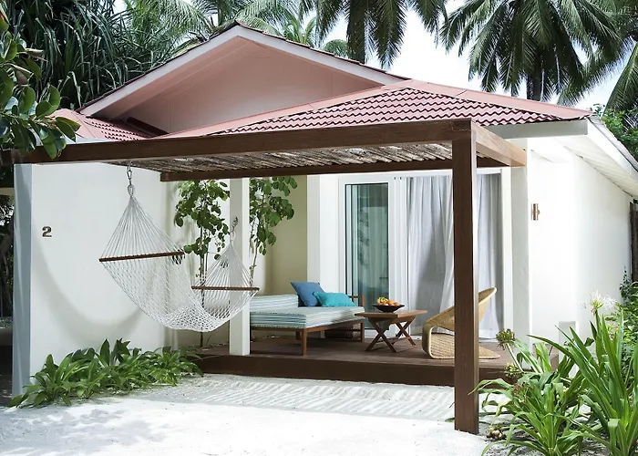 Holiday Inn Resort Kandooma Maldives - Kids Stay & Eat Free And Free Roundtrip Speed Boat For A Minimum 4 Nights Stay Guraidhoo 