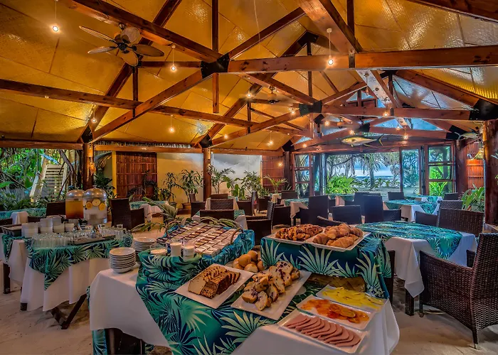 Sanctuary Rarotonga On The Beach (Adults Only)