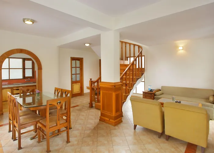 Marigold Sarovar Portico Shimla With Heated Pool And Ac Rooms-A Resort Cottage And Spa