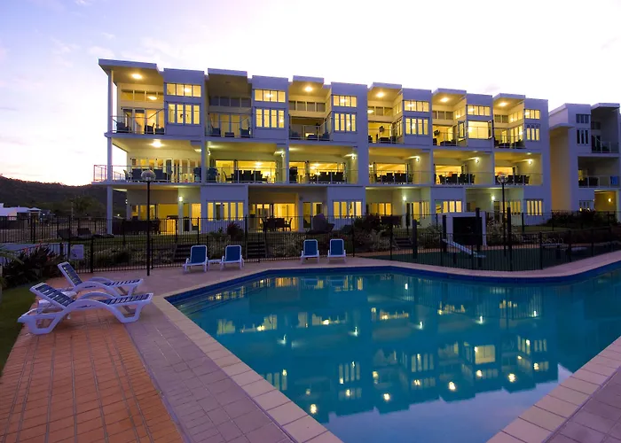 Beachside Magnetic Harbour Apartments