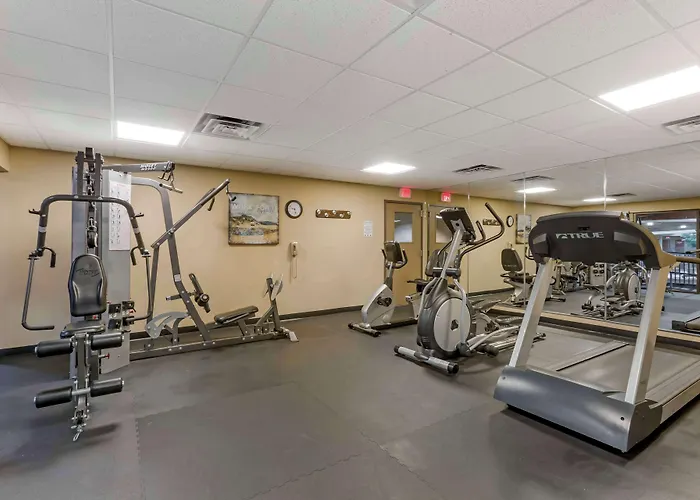 Best Western Plus Raton Hotel