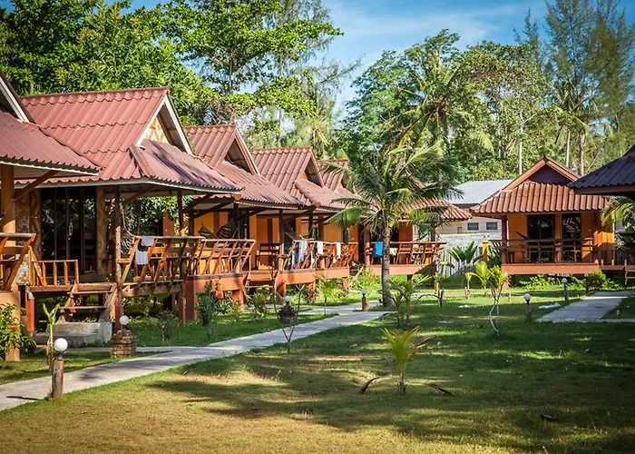 Lanta Pearl Beach Resort Ko Lanta