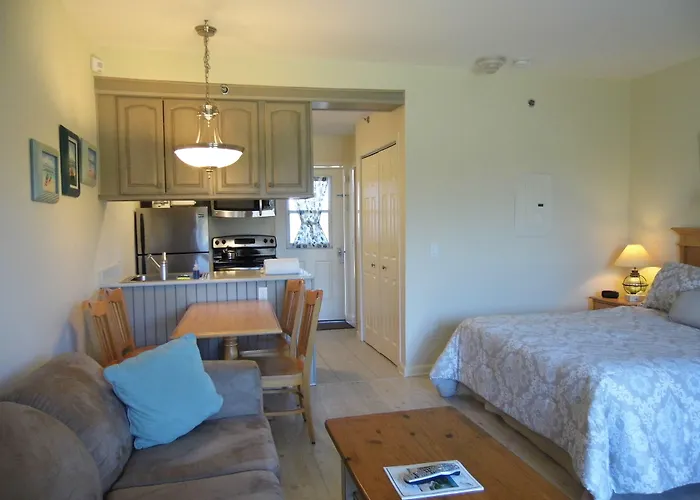 Windward Shores
