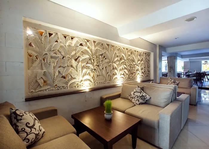 Royal Regantris Kuta Hotel
