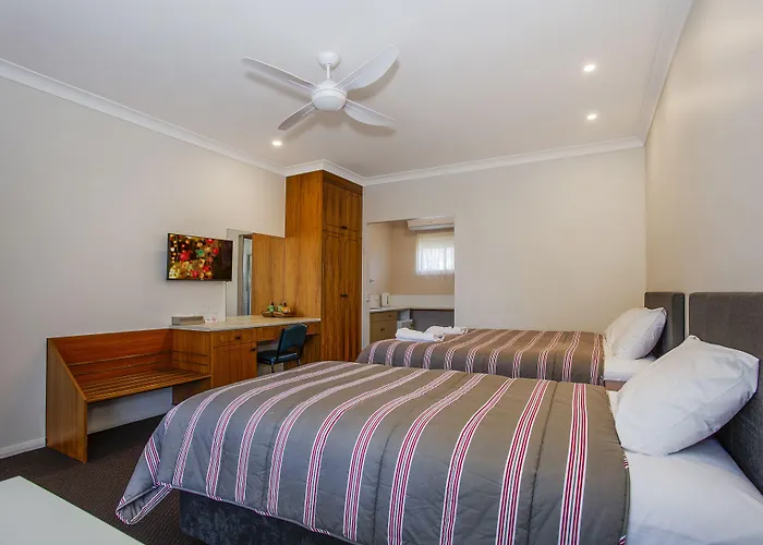 Manifold Motor Inn