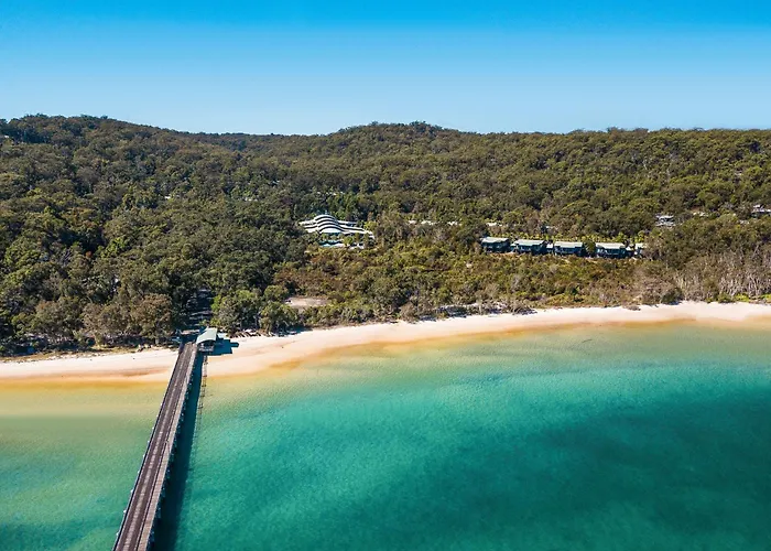 Kingfisher Bay Resort