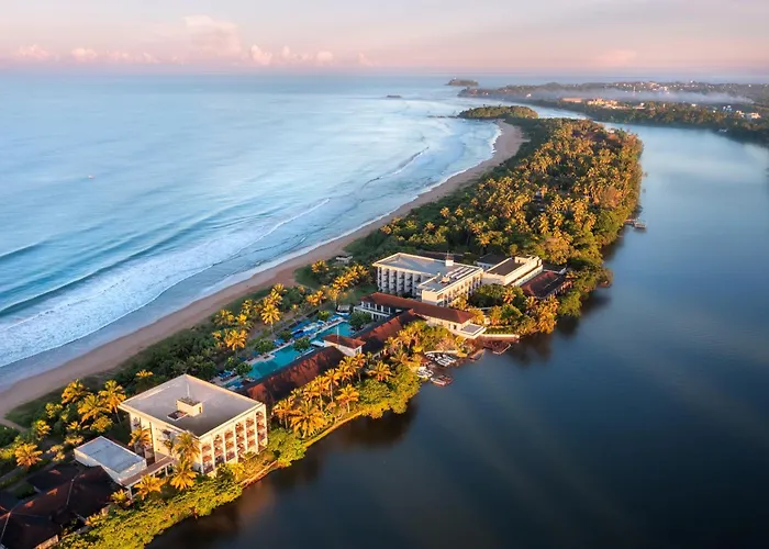 Nh Bentota Ceysands Resort