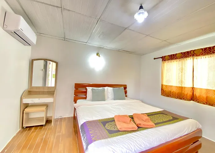 Phi Phi Ba Kao Bay Resort