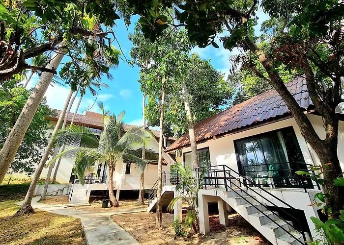 Astrococo Beach Resort By Coconut Beach