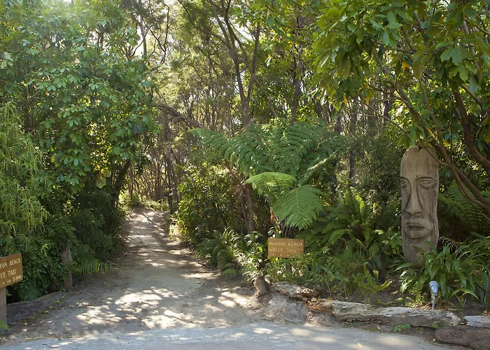 Awaroa Lodge