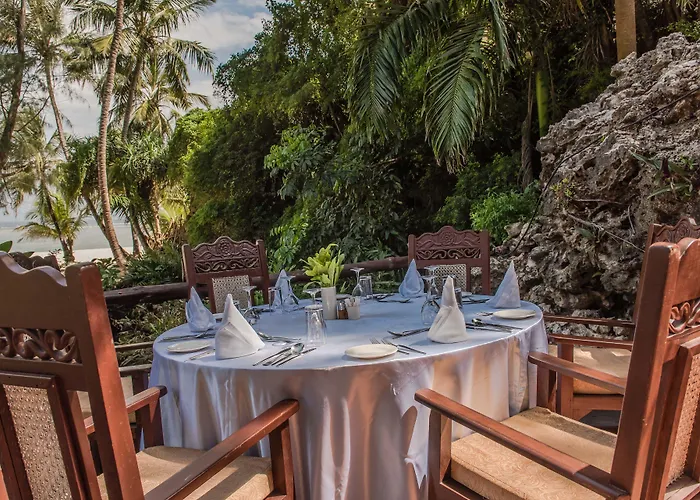 Leisure Lodge Beach&Golf Resort Diani Beach