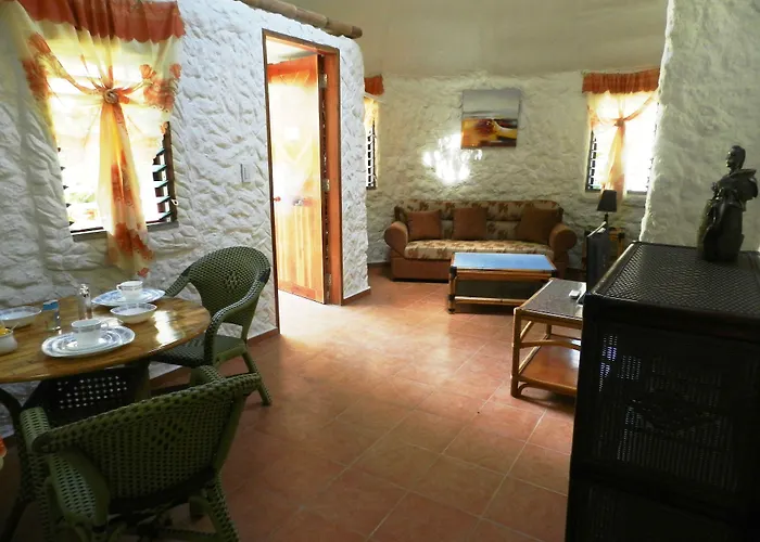 Panglao Chocolate Hills Hostel Tagbilaran City