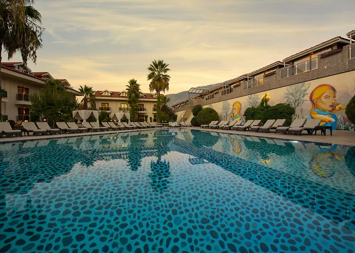 Han Deluxe Hotel