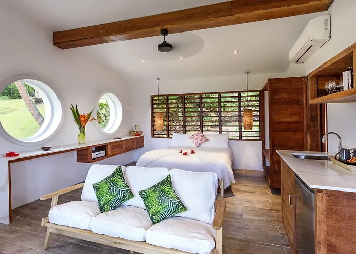 The Remote Resort Nawi