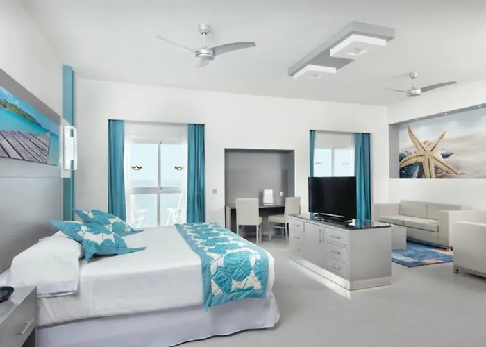 Hotel Riu Playa Blanca