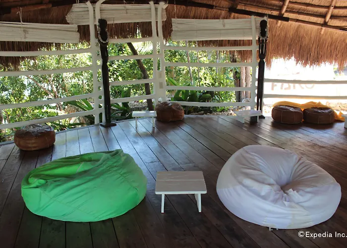 Al Faro Cosmio Hotel Palawan