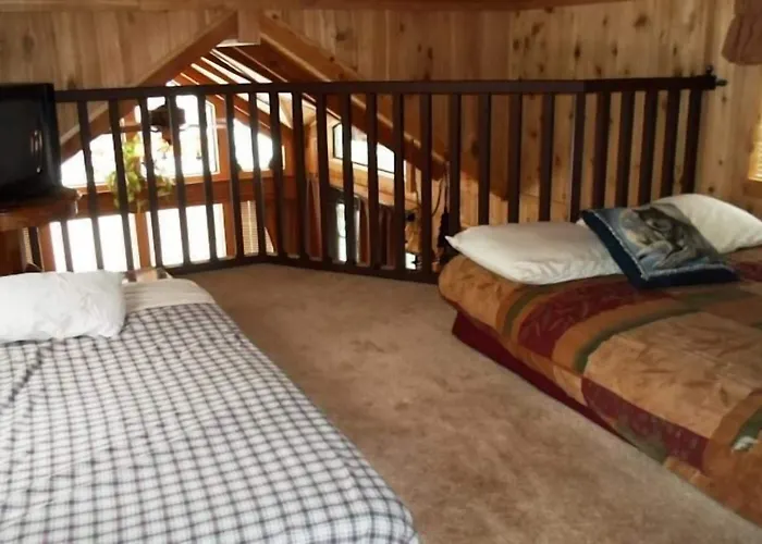 Cedar Pines Resort