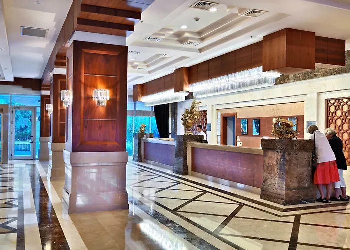 Crystal De Luxe Comfort Collection Kemer