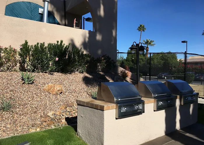 Getaways At Vista Mirage