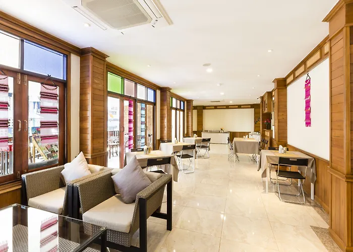 Lee Chiang Hotel