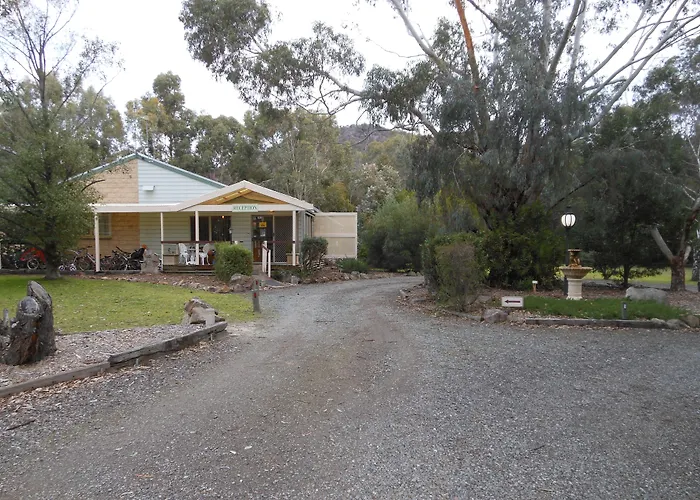 Grampians View Cottages And Units