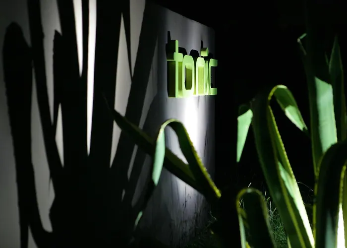 Tonic Hotel