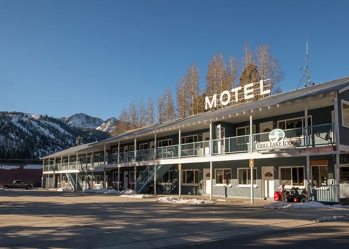 Gull Lake Lodge