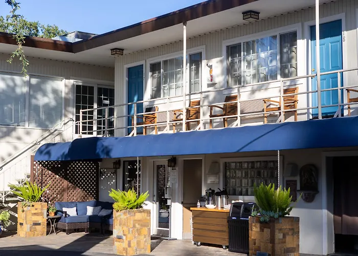 Golden Haven Hot Springs Hotel Calistoga