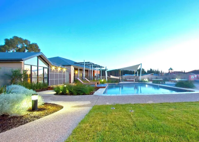 Club Wyndham Seven Mile Beach, Trademark Collection By Wyndham Cambridge