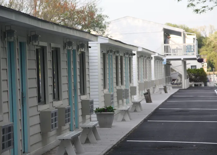 Bayview Resort Hampton Bays