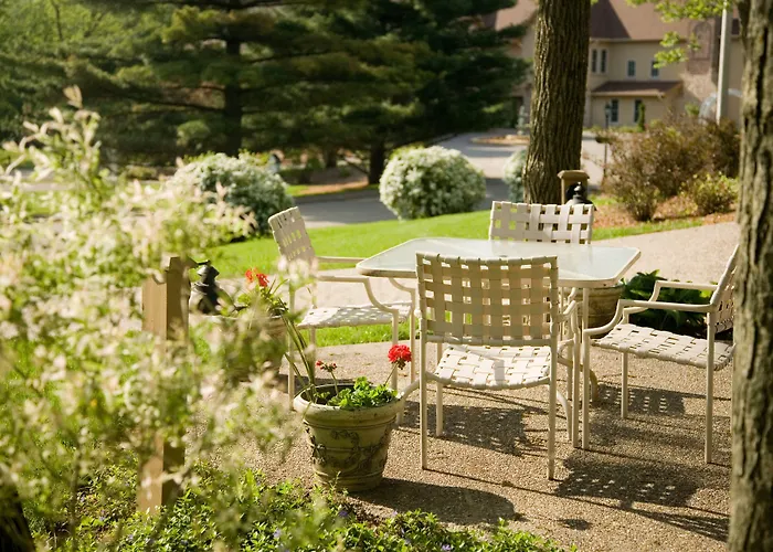 Goldmoor Inn & Resort
